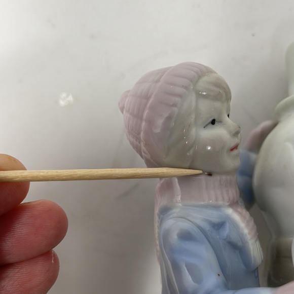 Vintage Frosty The Snowman Music Box Working Spins Winter Muted Pastel Porcelain - Picture 8 of 10